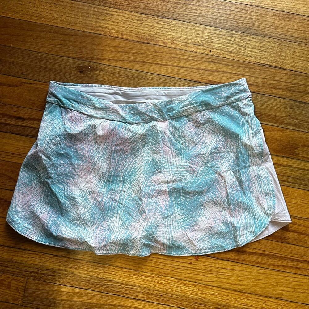 Outdoor Voices Tennis Skirt – Size L